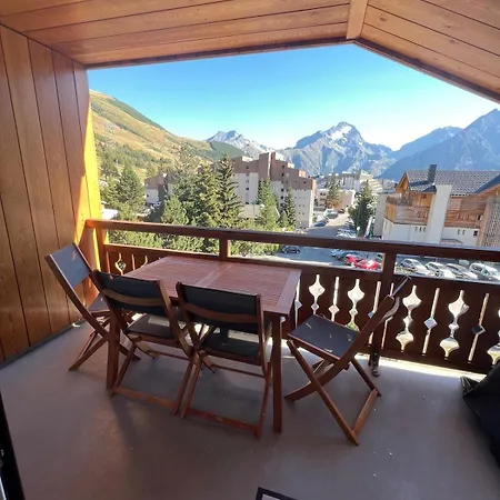 Vue Montagne, Calme Et Central, Skis Aux Pieds Les Deux Alpes